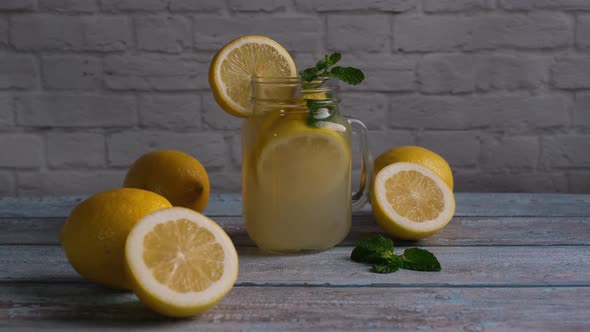 4K - Glass with natural lemon juice