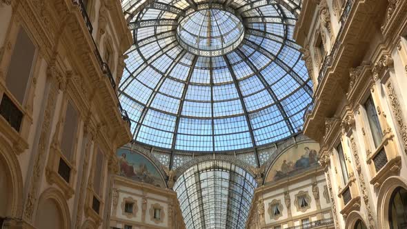 Walking in Galleria Vittorio Emanuele II in Milan