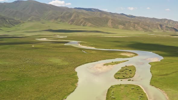 Bayinbuluke grassland landscape