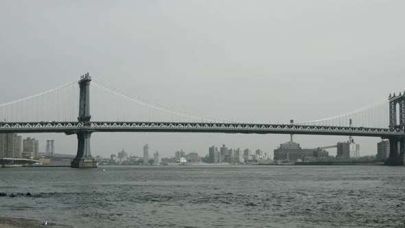 manhattan bridge in new york