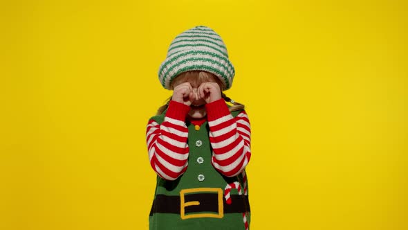 Kid Girl Christmas Elf Santa Helper Costume Crying Wipes Tears
