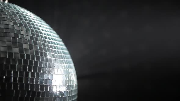 Half Disco Mirror Ball Reflect Light