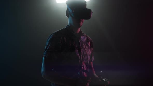 Vr Gamer Aiming Virtual Reality Rifle