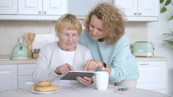 Family Relationship Between Grandmother And Granddaughter. Bond, Love, Grandma And Grandchild