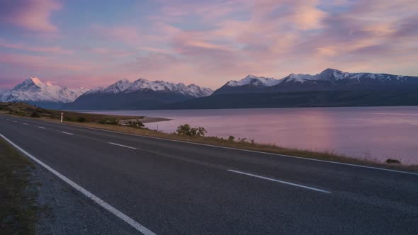 New Zealand scenic road to Aoraki