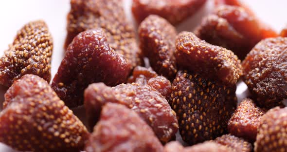 Dried strawberry 