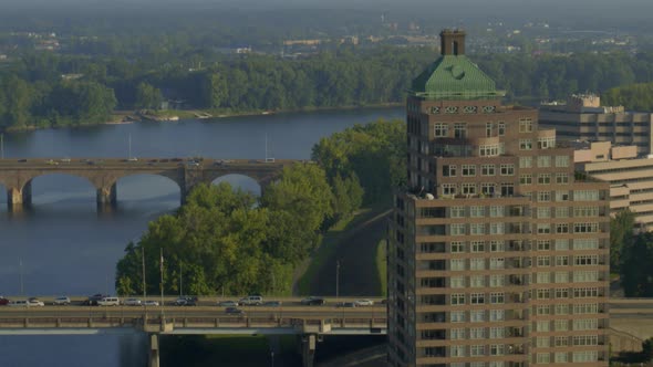 Traffic on bridge over river in Hartford city