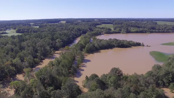 flood footage of the Neuse river