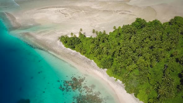 Small Tropical Uninhabited Island Eneko Atoll Majuro Marshall Islands