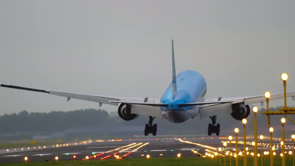 Airliner Landing in a Crosswind