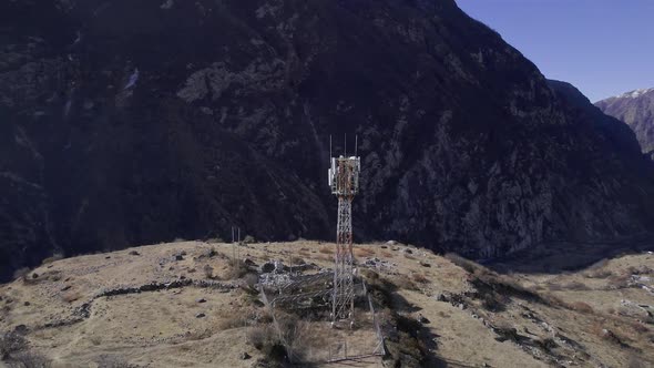 Circling around a radio tower in Langtang with solar energy in Nepal