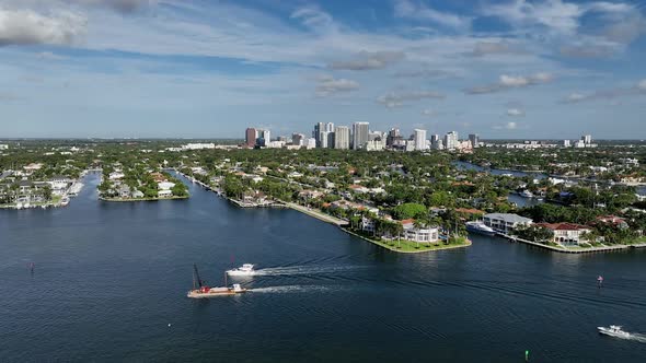 Aerial view of boats in the Stranahan River in Fort Lauderdale