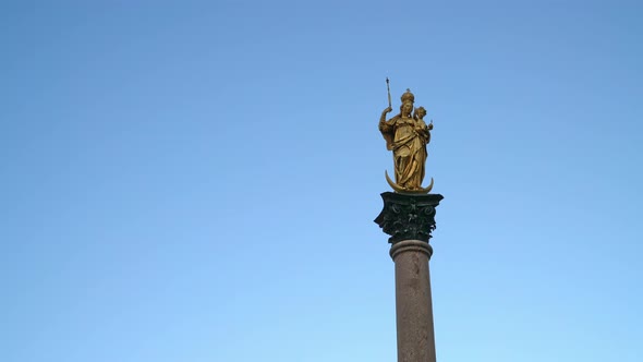 Pan Real Time Shot of Marian Column at Marienplatz in Munich, Germany. Real Time Shot.