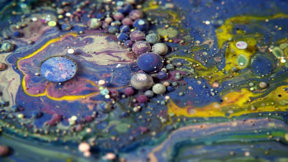 Abstract Colorful Acrylic And Food Paint Bubbles On Water  37 alt