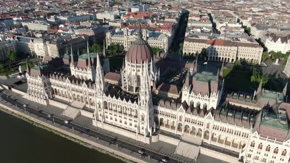 Flying over Hungarian Parliament Building (Orszaghaz) in Budapest, Hungary