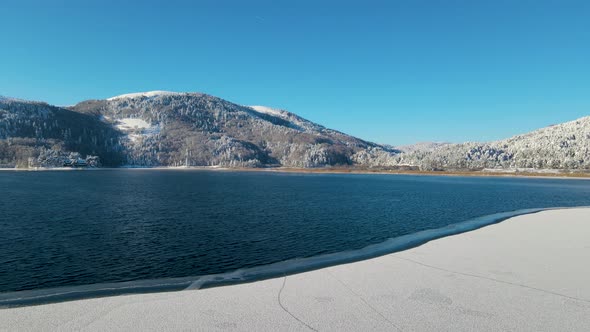 Abant Lake frozen, frozen lake