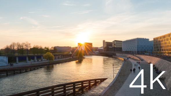 Berlin timelapse of city sunset at modern architecture waterfront in city centre