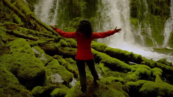 Beautiful Waterfall In Oregon