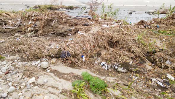 Aerial shot of trash In Los Angeles River