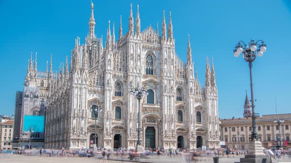 The Duomo Cathedral Timelapse