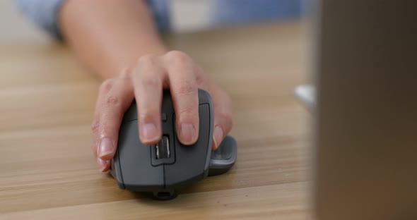 Woman use of the computer at home