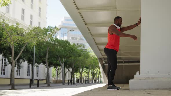 Man exercising in an urban setting