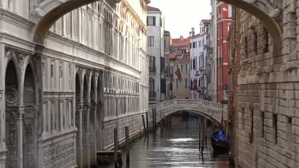 Bridge of Sighs or Ponte Dei Sospiri in Venice, Italy