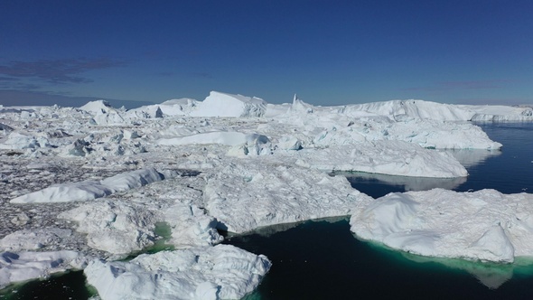 Environment.Greenland. Icebergs. Nature and landscapes of Greenland. Climate change, global warming.