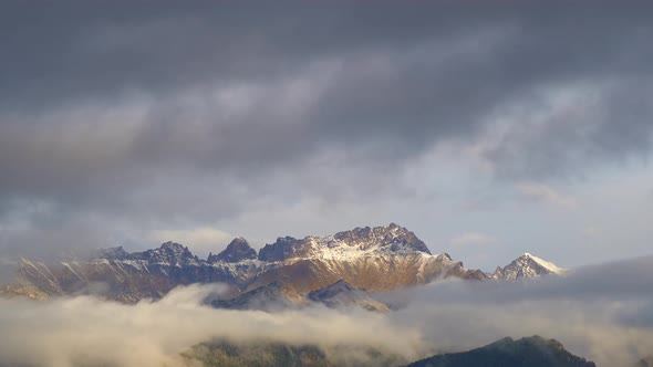 timelapse. the Sayan mountains. the foggy mountains of russia in siberia