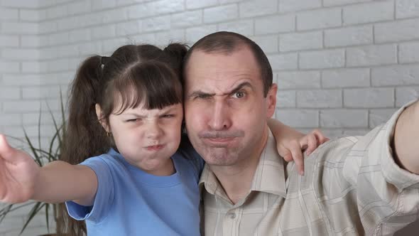 Relationships of daughter with father indoor.