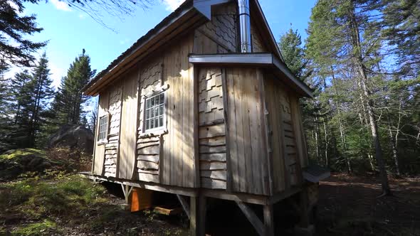 Off Grid Mini Houses Forest