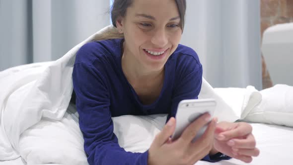 Online Video Chat in Bed