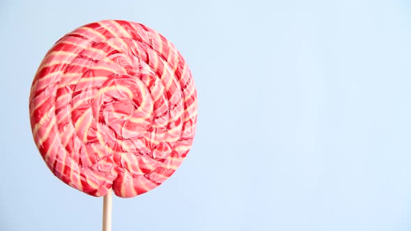 Striped fruit lollipop