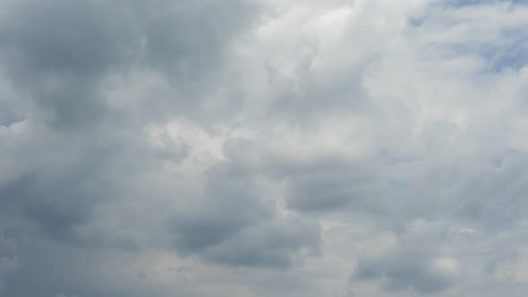 Time lapse of clouds formations. Spring clouds timelapse. Blue skies alt