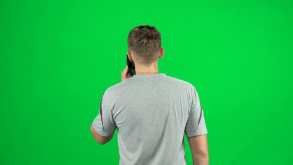 Guy Goes and Talks on the Phone, Chroma Key