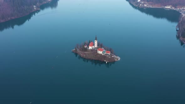 Bled Lake and Marijinega Vnebovzetja Church