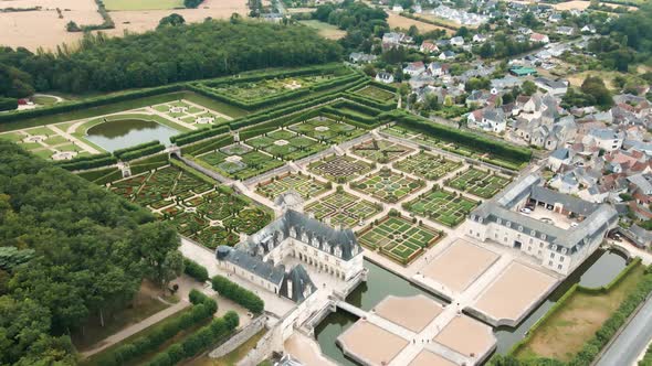 The Château de Villandry is a grand country house located in Villandry, in the département of Indre-