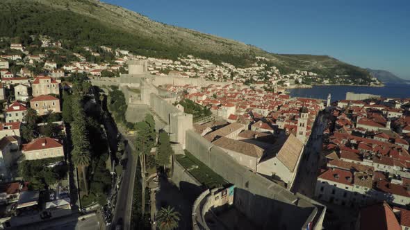 Aerial view of the city walls alt