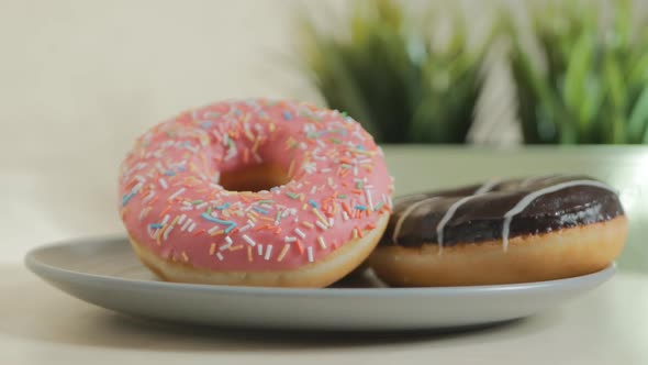 Donuts Pink Chocolate Icing Plate Rotate