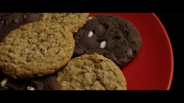 Cinematic, Rotating Shot of Cookies on a Plate - COOKIES 089