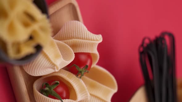 Vertical video: Pasta and spaghetti in a plate