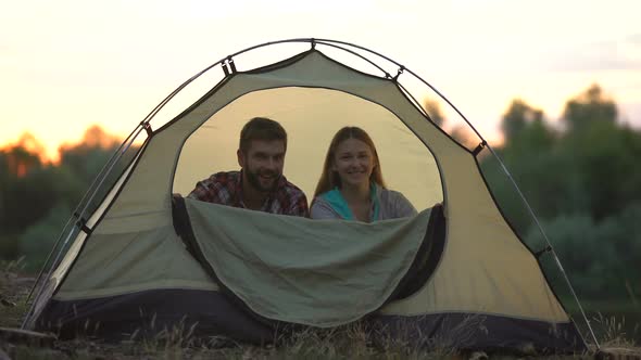 Funny Couple Zipping Dome Tent and Winking, Protection From Insects, Camping