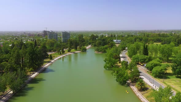 Aerial view of San Martín Park in the city of Mendoza.