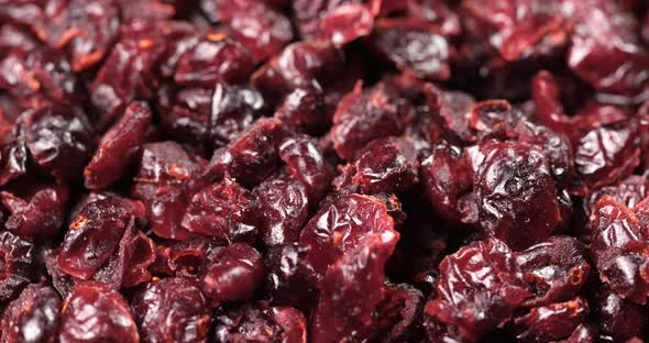 Dried cranberry