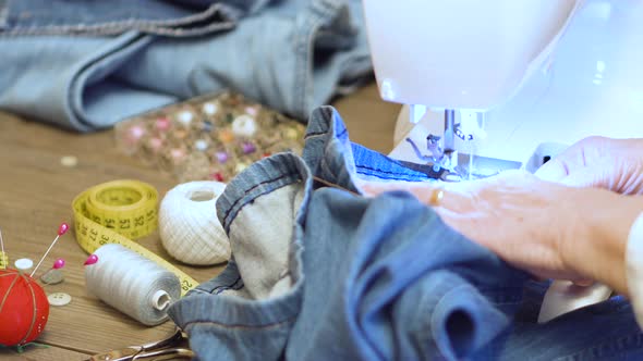 Sewing Denim Jeans with Sewing Machine
