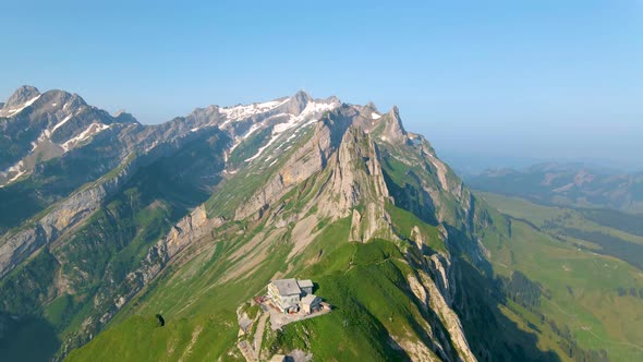 Schaefler Altenalptuerme Mountain Ridge Swiss Alpstein Appenzell Innerrhoden Switzerlandsteep Ridge