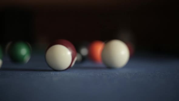 American Billiard Balls Move in Different Directions After Being Hit