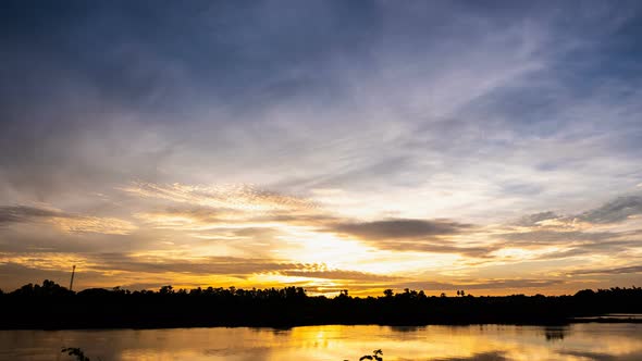 Time lapse landscape sunset sunrise and twilight cloudy sky on morning and evening