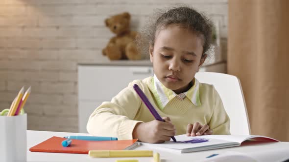 Pretty Little Girl Drawing alt