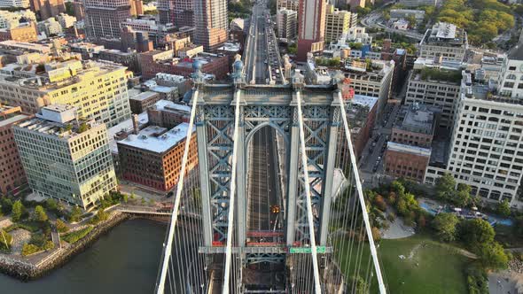 New York Side View of Manhattan Bridge in the Buildings of New York City